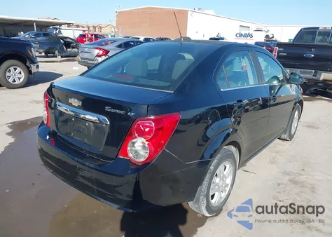 2016 Chevrolet Sonic Lt Auto z USA, uszkodzony, nr VIN 1G1JC5SH5G4167042